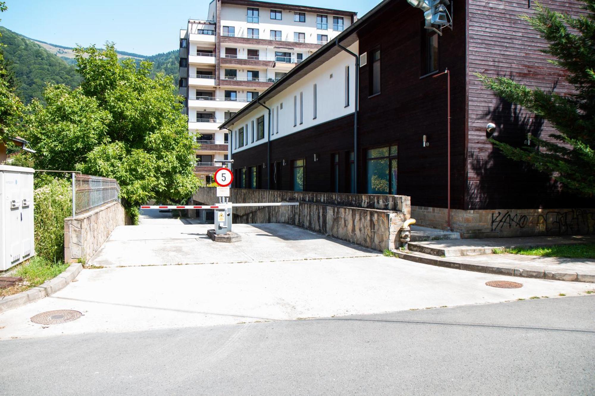 Panoramic Forest View Sinaia - Balcony And Private Parking Luaran gambar